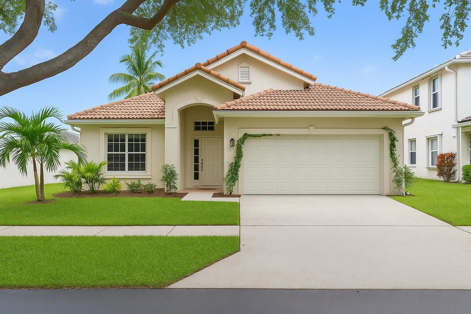 Property Photo: 1131 Delray Lakes Drive FL 33444