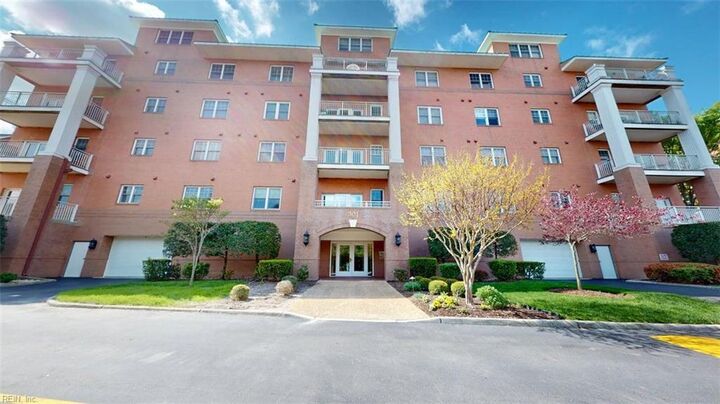 Property Photo:  301 Brooke Ave 105  VA 23510 