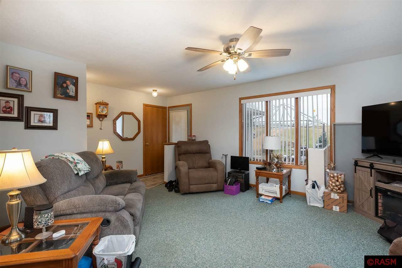 Property Photo: 52742 134th Street MN 56090