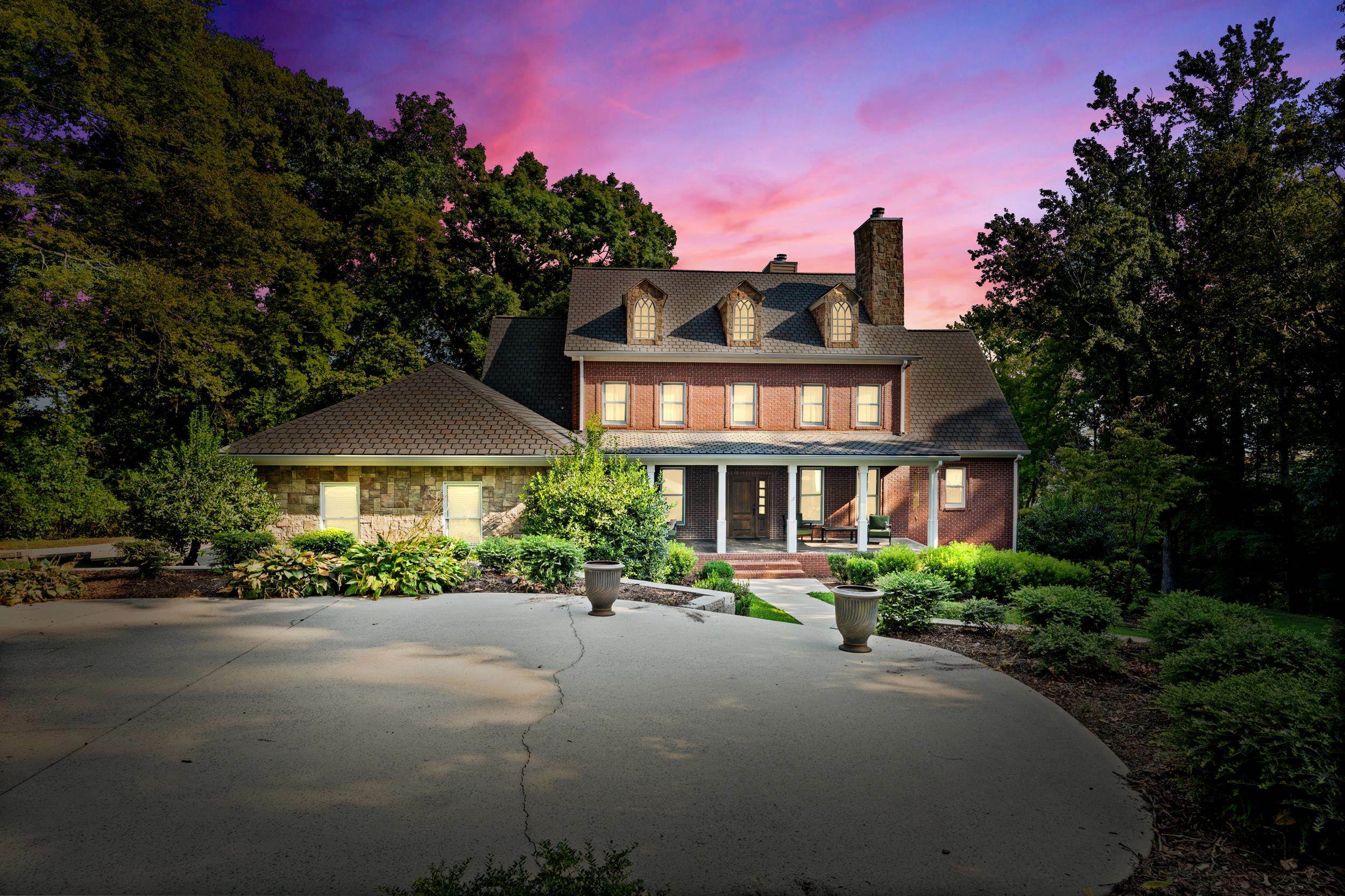 Property Photo: 155 Wilson Ct AL 35661 - MUSCLE S
