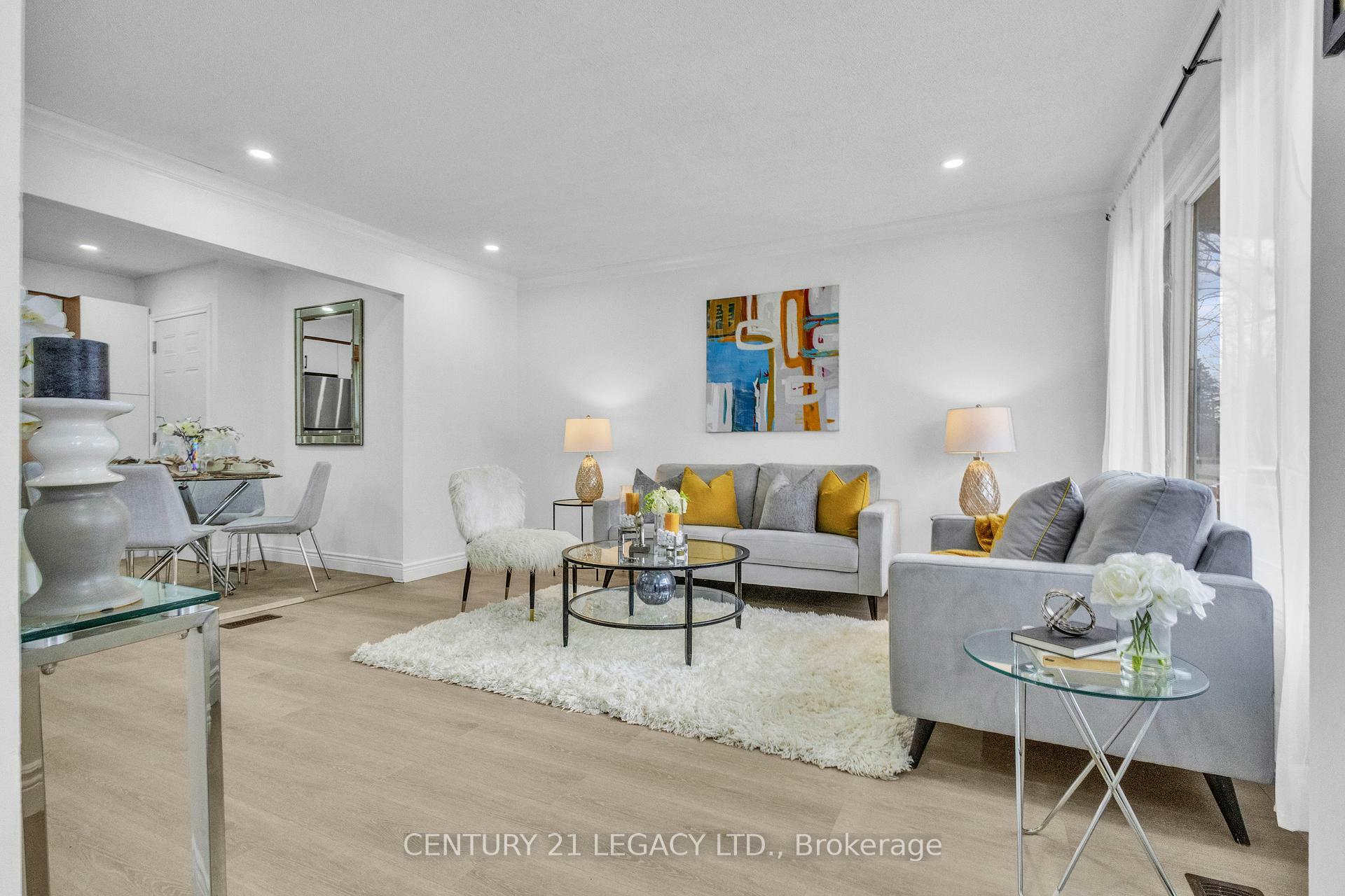 Property Photo: 72 Ferndale Avenue ON N1E 1B5