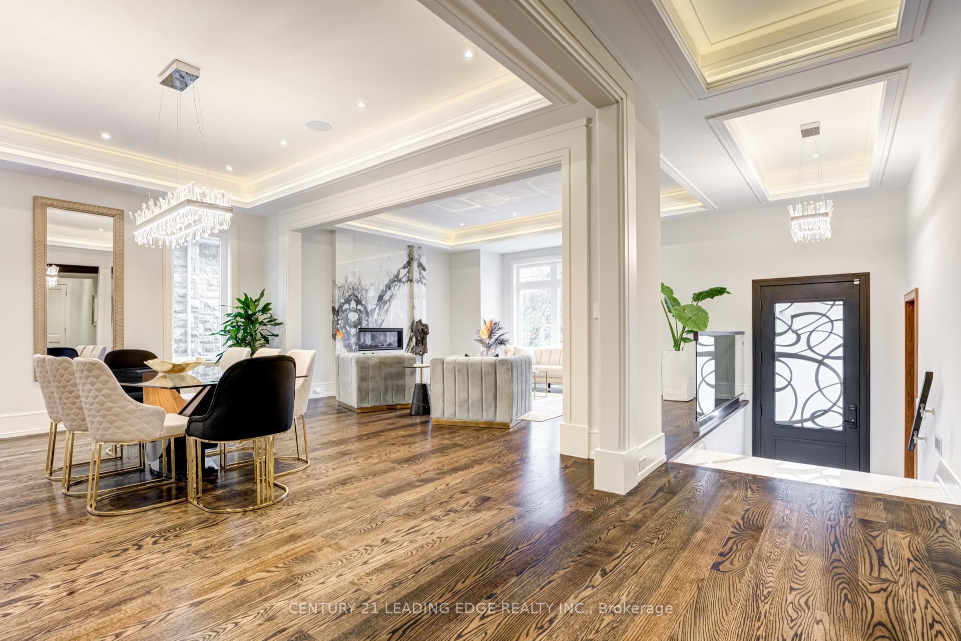 Property Photo:  179 Burndale Avenue  ON M2N 1T1 