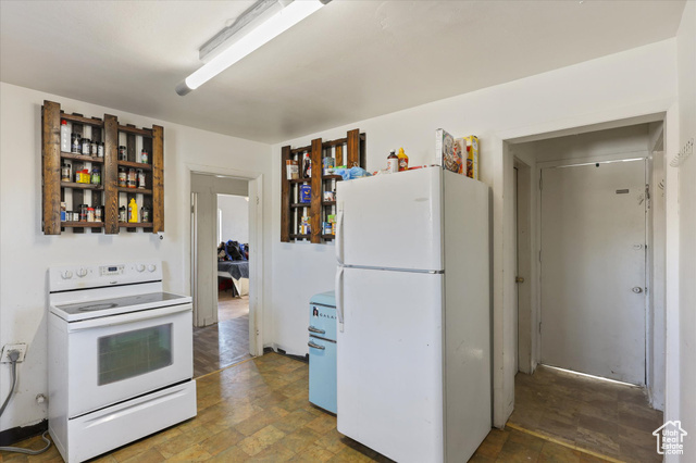 Property Photo: 14 E Main St UT 84633