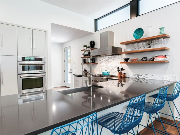 Property Photo: 1703 Dexter Street TX 78704