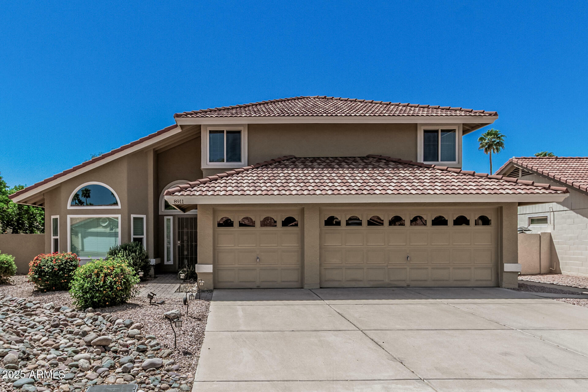 Property Photo: 8911 E Sutton Drive AZ 85260