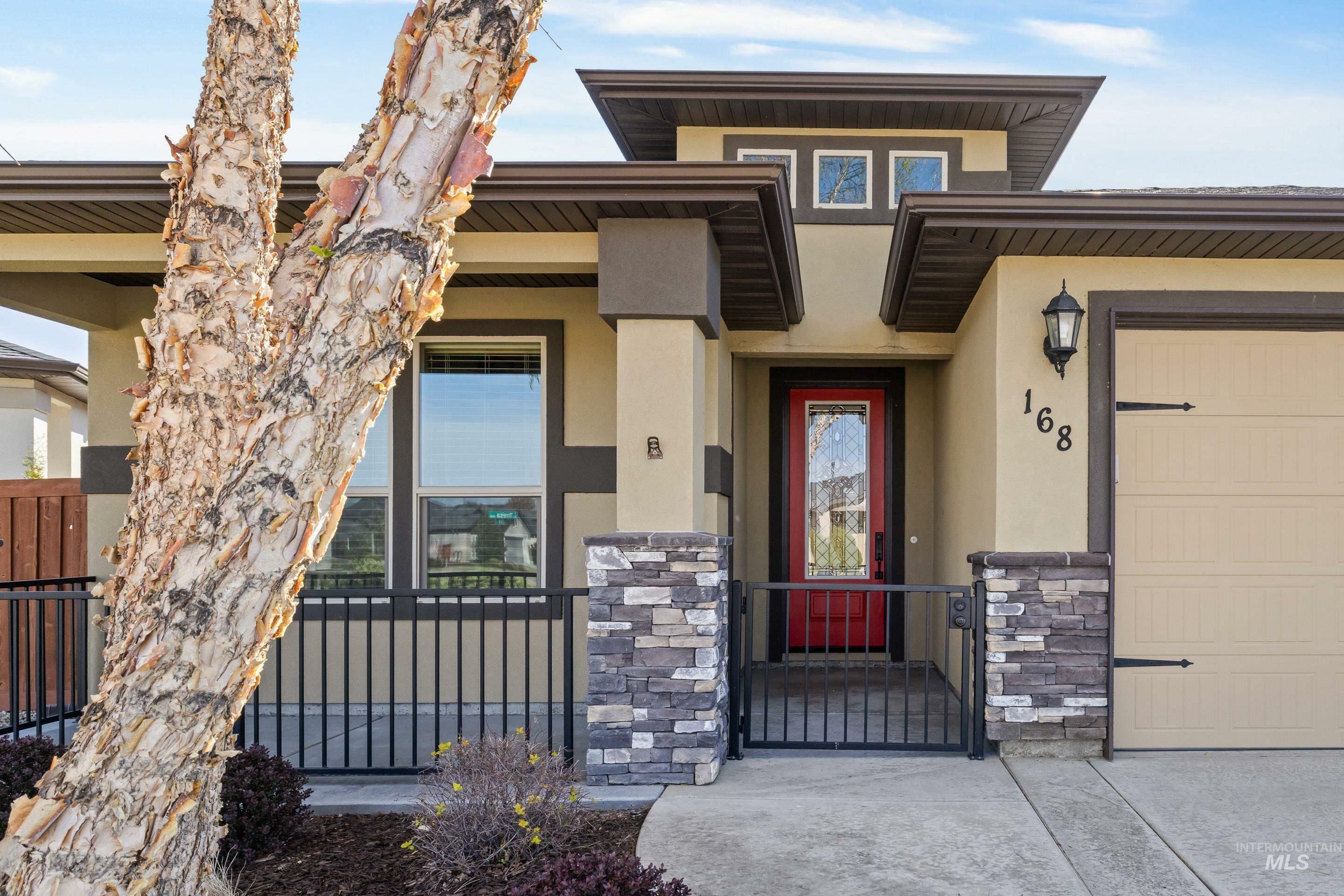 Property Photo: 168 S Tresa Ave ID 83669