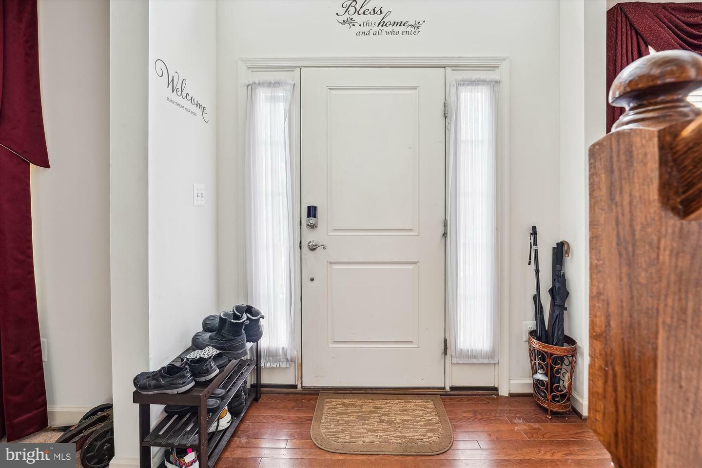 Property Photo: 7209 Cimmaron Ash Court MD 20735