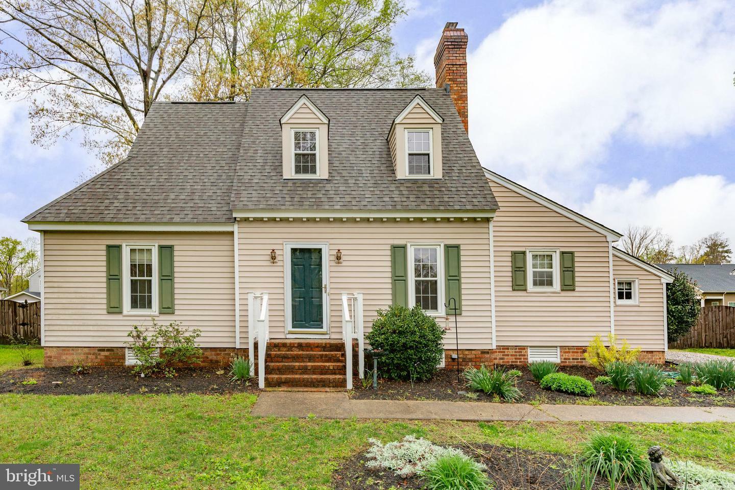 8700 Pine Glade Lane  North Chesterfield VA 23224 photo