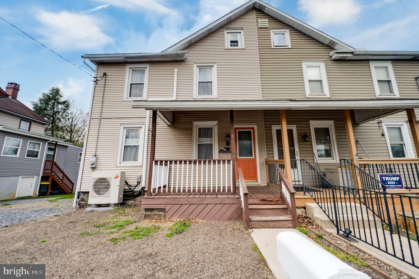 Property Photo: 370 S Freeman Street PA 19551