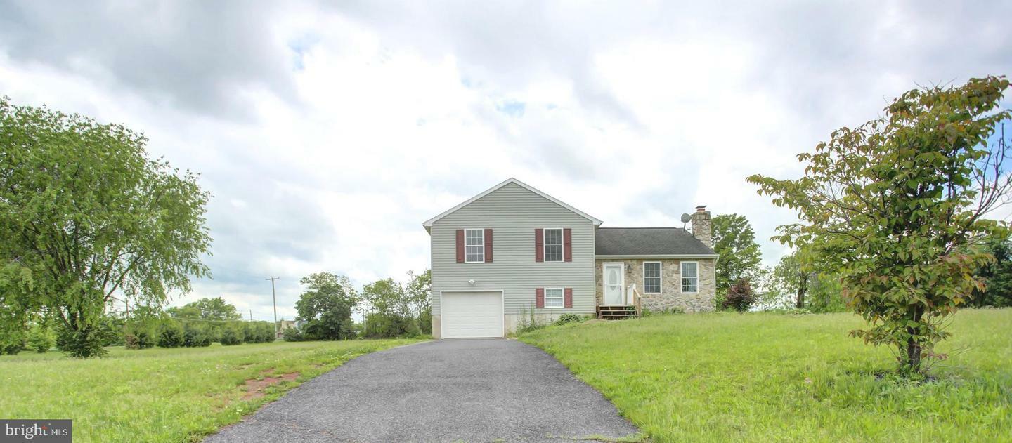 Property Photo:  10 Double Play Drive  PA 17325 