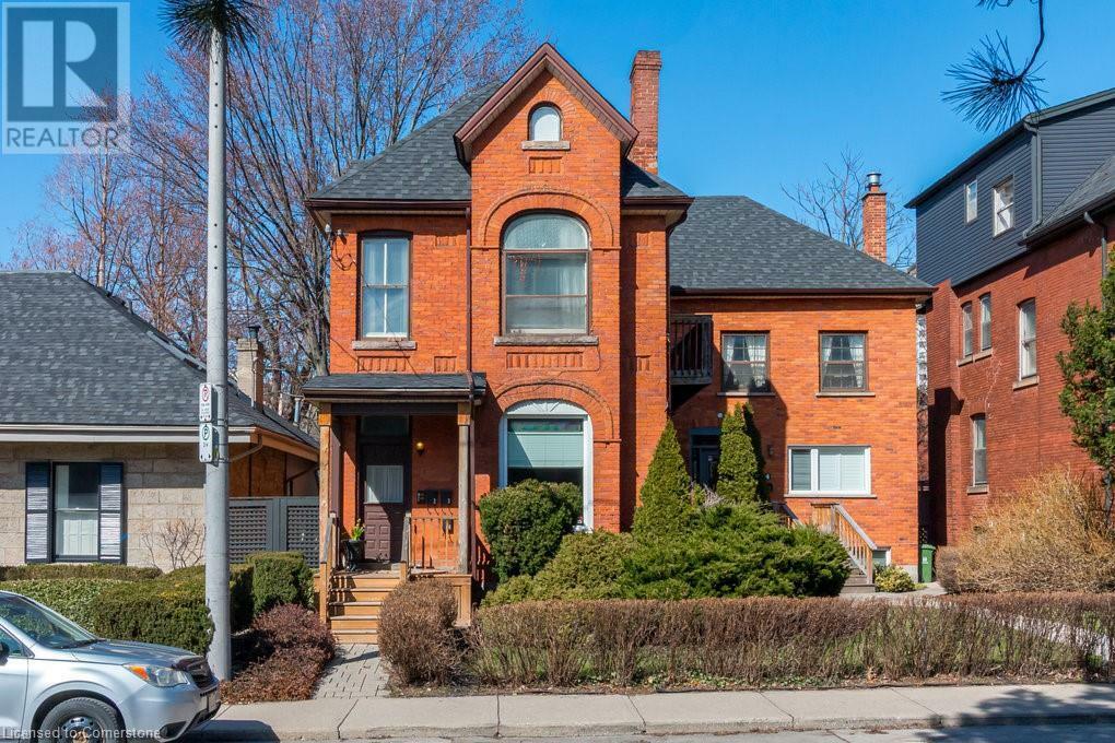 Photo de la propriété: 164 Robinson Street 2 ON L8P 1Z5