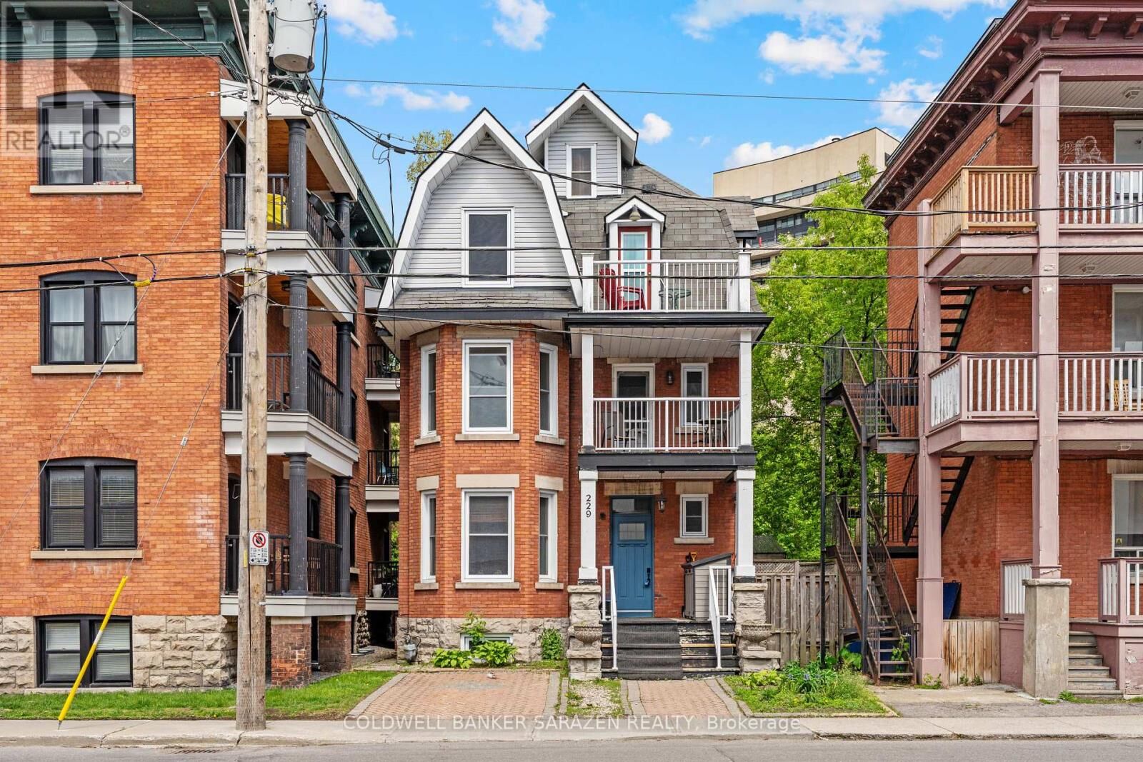 Property Photo:  229 Charlotte Street  ON K1N 8L1 