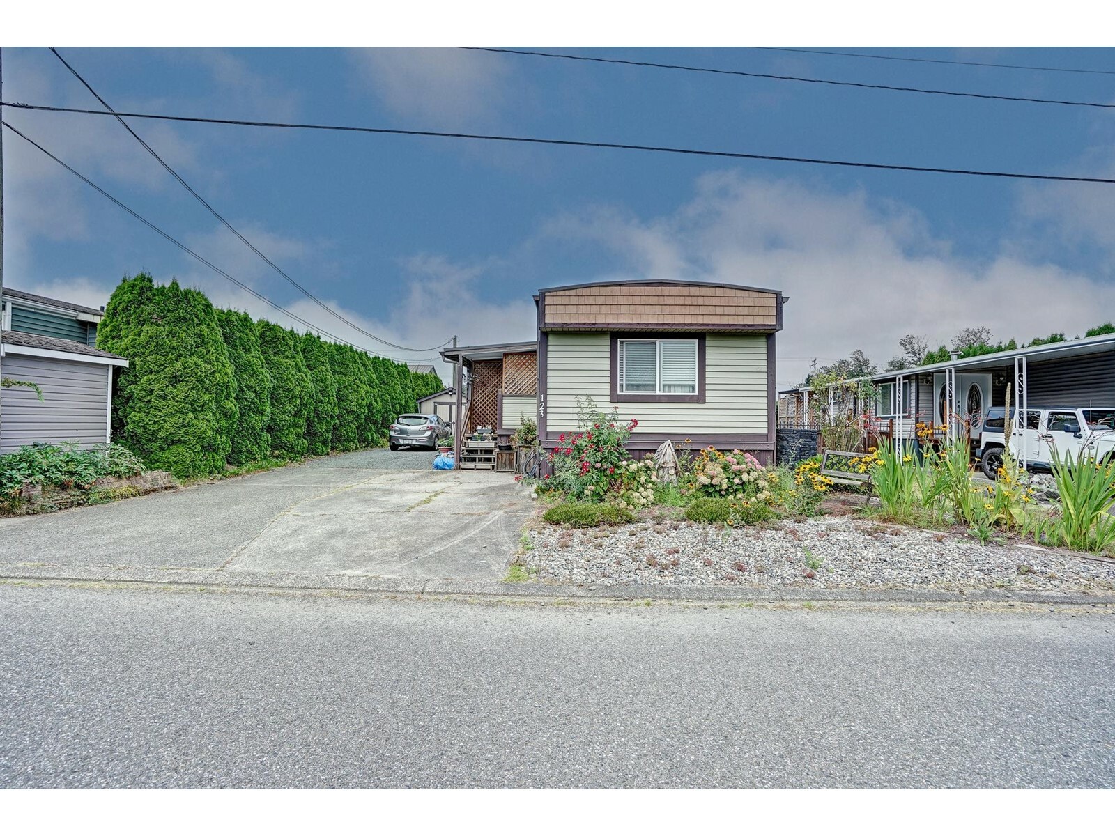 Photo de la propriété: 6338 Vedder Road 123 BC V2R 3R4