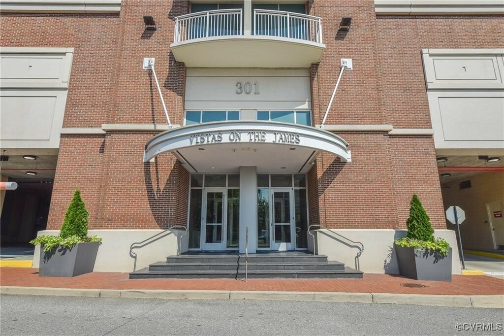301 Virginia Street U703  Richmond VA 23219 photo