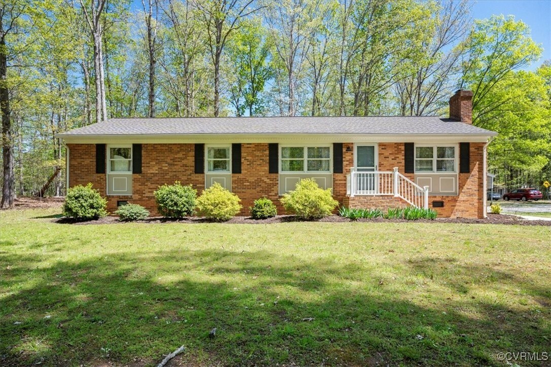 Property Photo: 2406 Morningview Drive VA 23139
