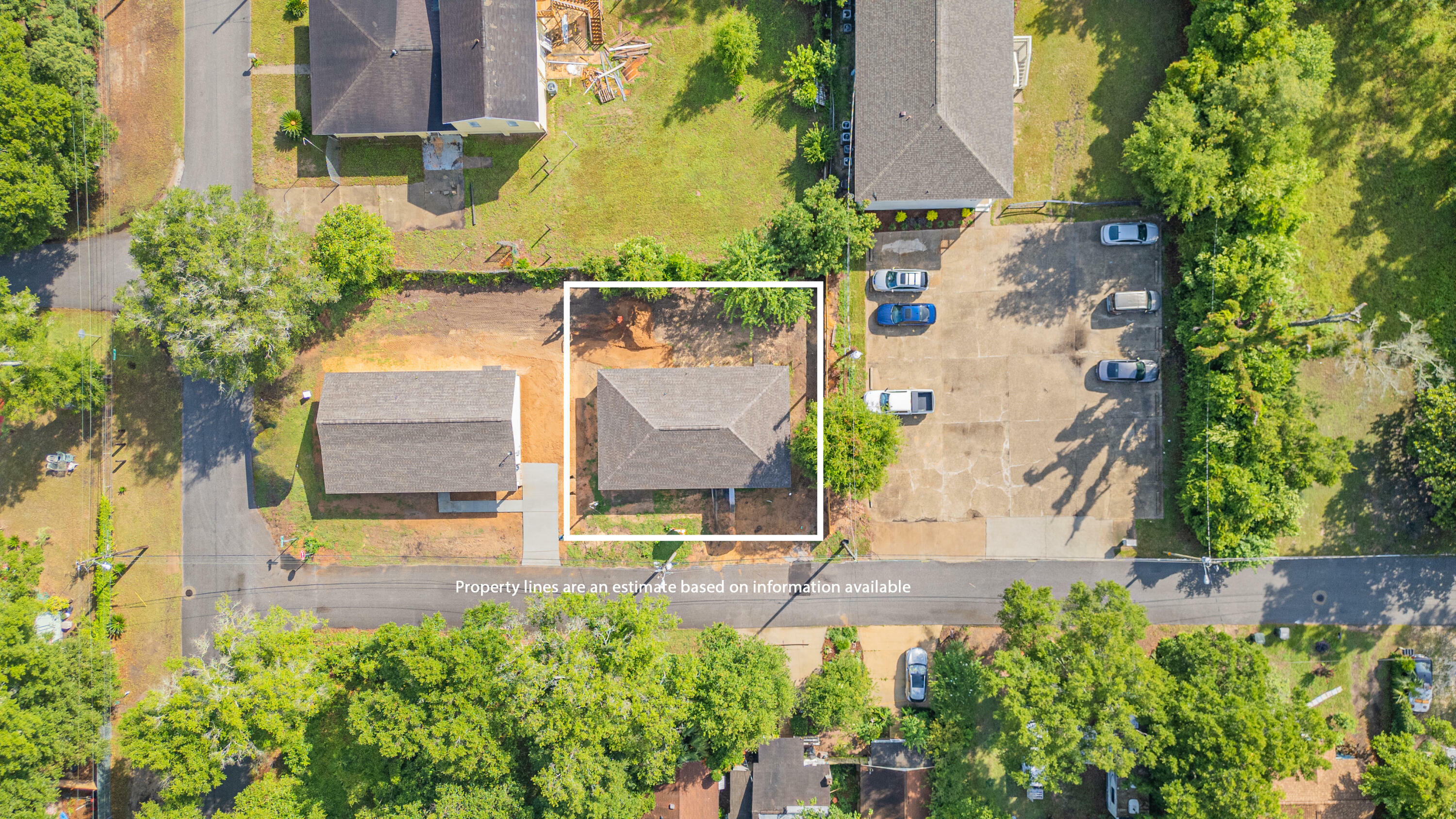 Property Photo: 220 Broadmoor Lane FL 32507