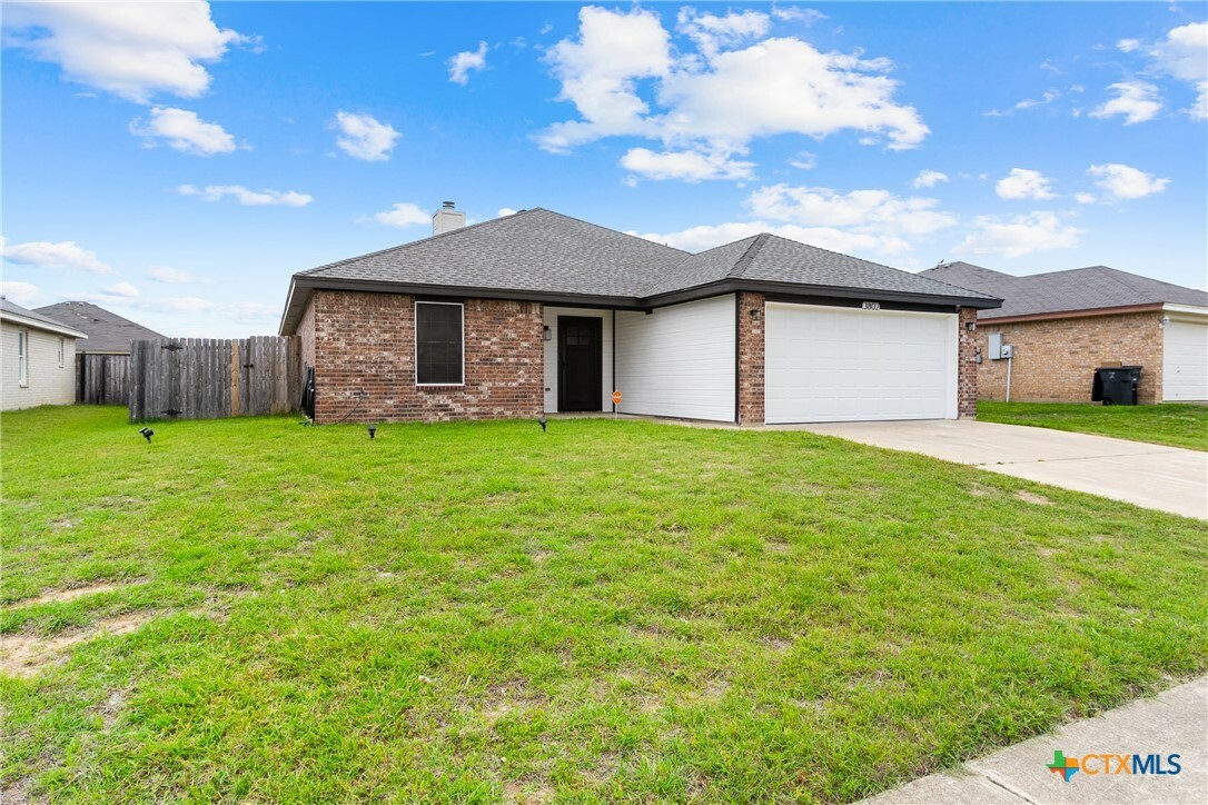Property Photo: 3802 Joshua Taylor Drive TX 76549
