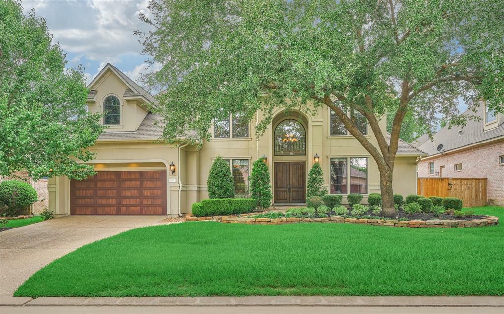 Property Photo: 35 Silver Maple Place TX 77382