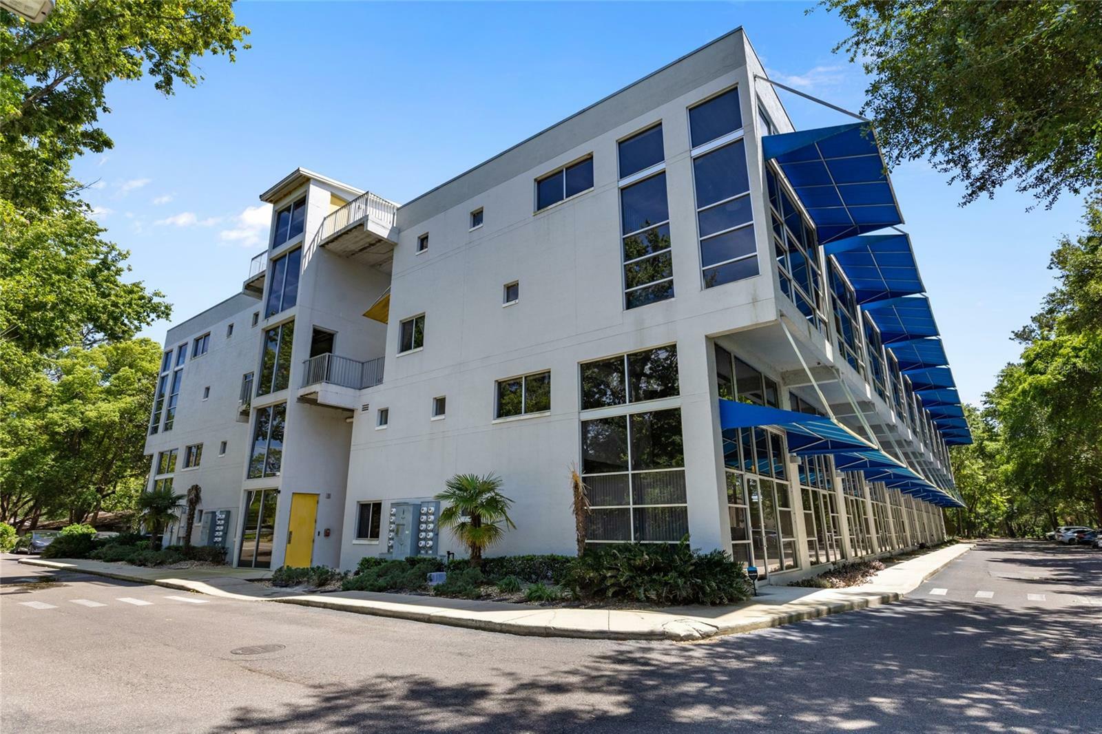 Property Photo: 2515 SW 35th Place 203 FL 32608
