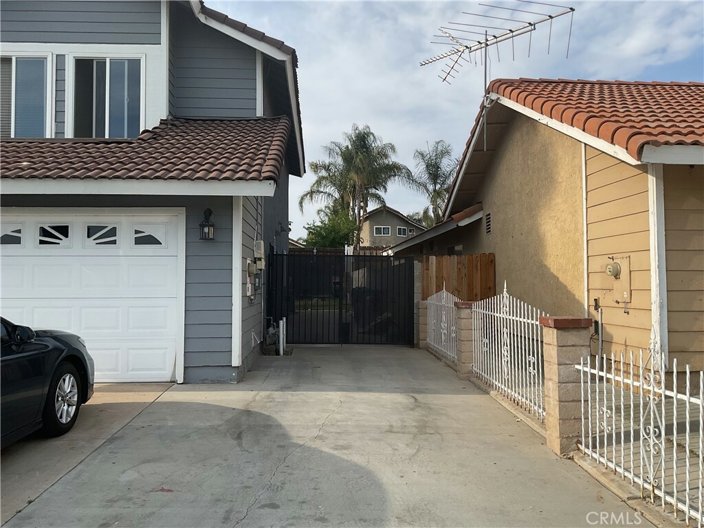 Property Photo:  24344 Katrina Avenue  CA 92551 