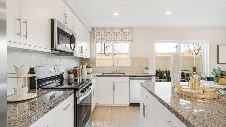 Property Photo:  7498 Olive Grove Street  CA 92507 