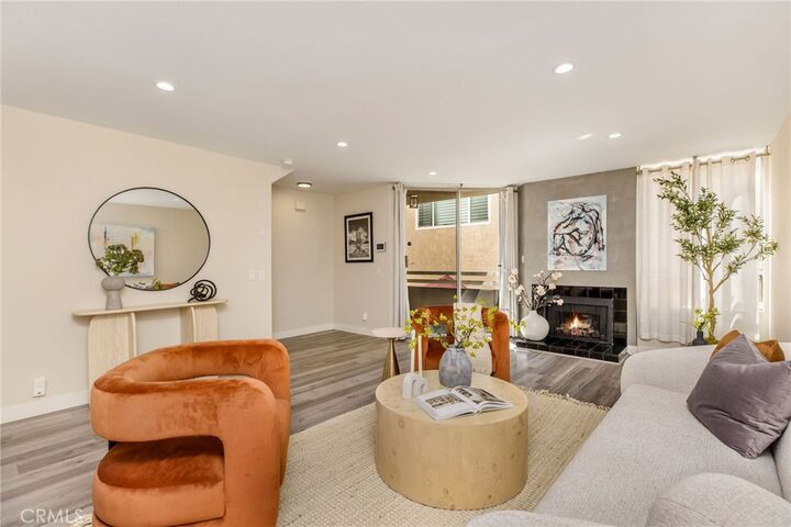 Property Photo:  4164 Tujunga Avenue 102  CA 91604