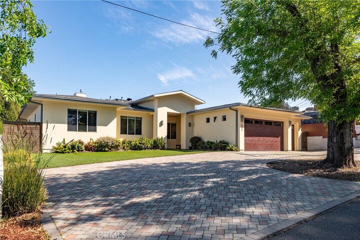 Property Photo: 26954 Eastvale Road CA 90274