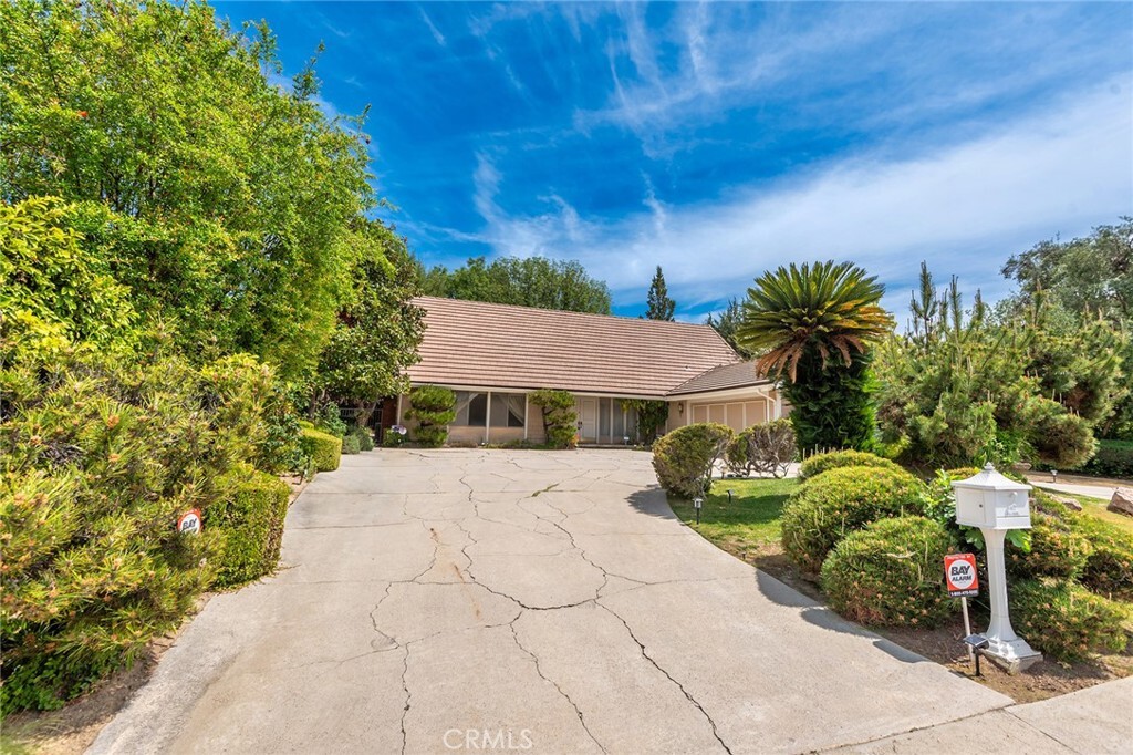 Property Photo: 4208 Aleman Drive CA 91356