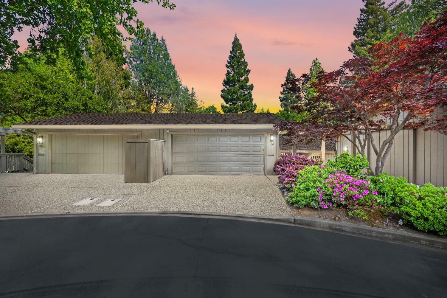 Property Photo:  76 Riverknoll Place  CA 95608 