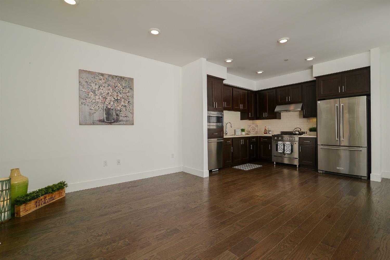 Property Photo: 1281 Homestead Avenue 2B CA 94598