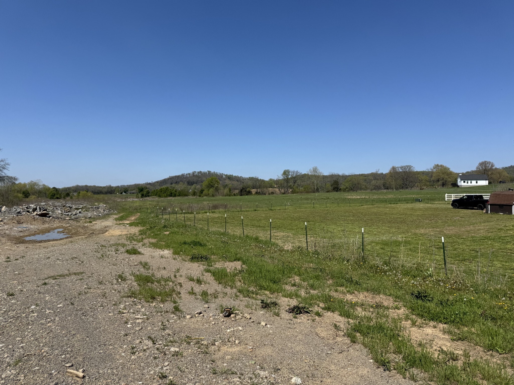 Property Photo: 102 Creek Bank Dr TN 37022