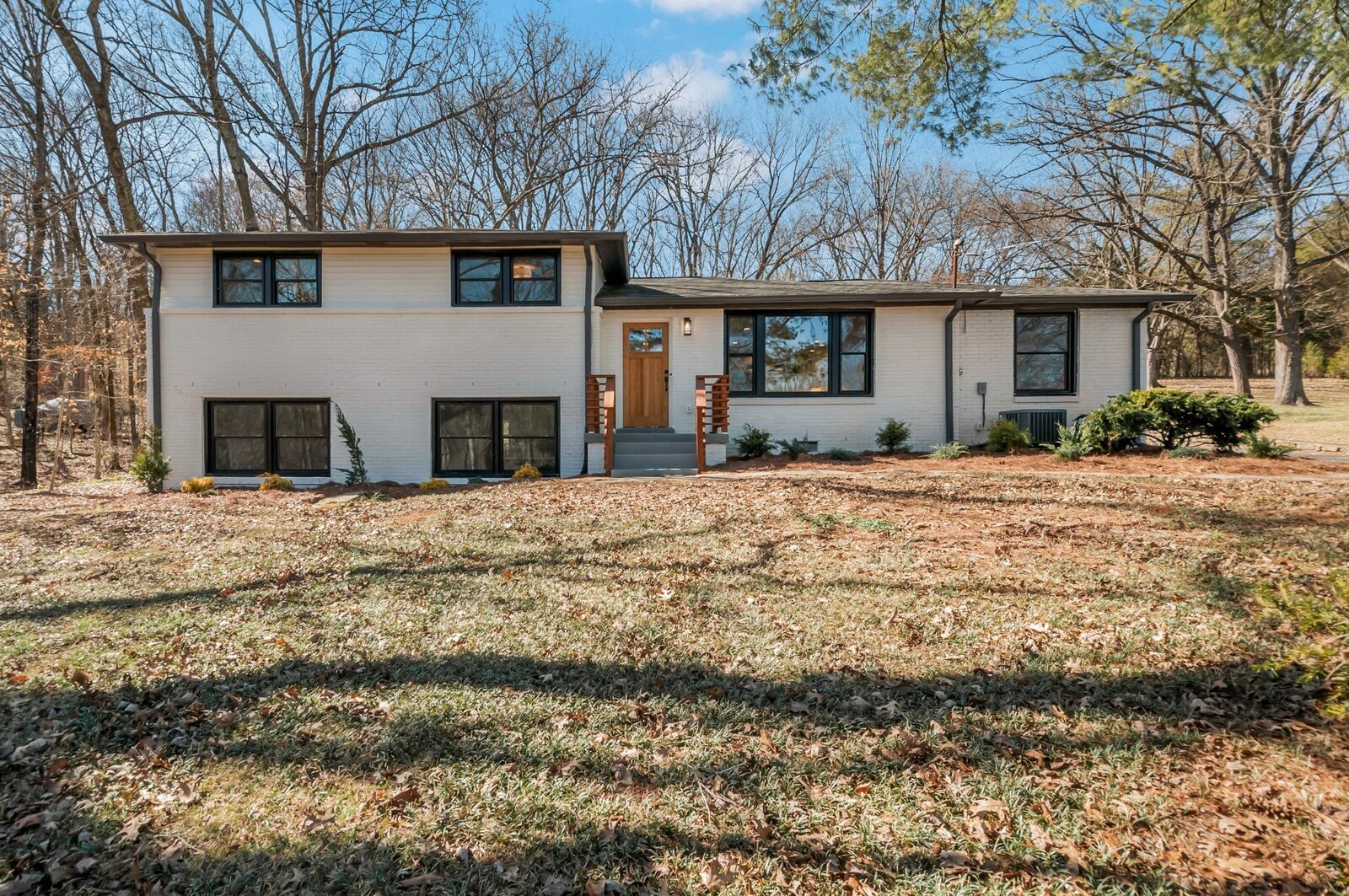 Property Photo:  931 Downey Dr  TN 37205 