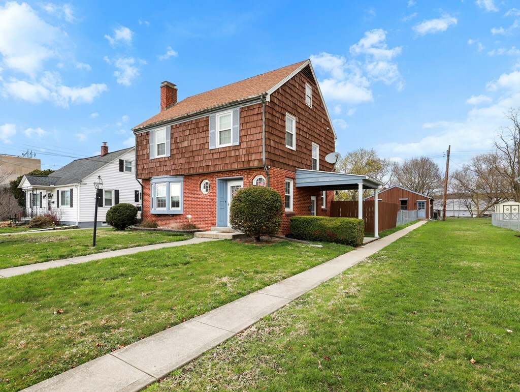 Property Photo: 812 N Elmer Ave PA 18840