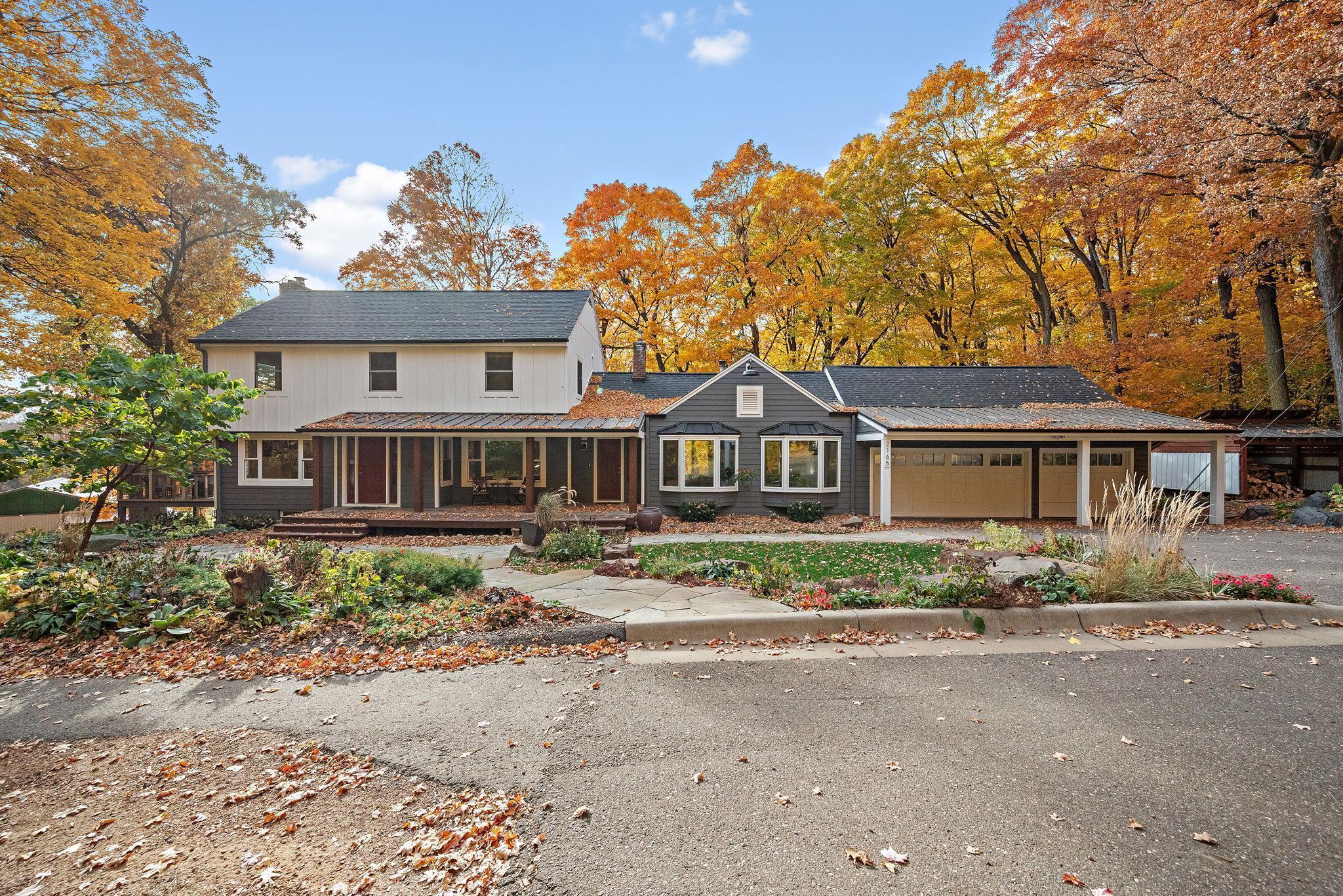 Property Photo:  2165 Cottonwood Trail  MN 55356 