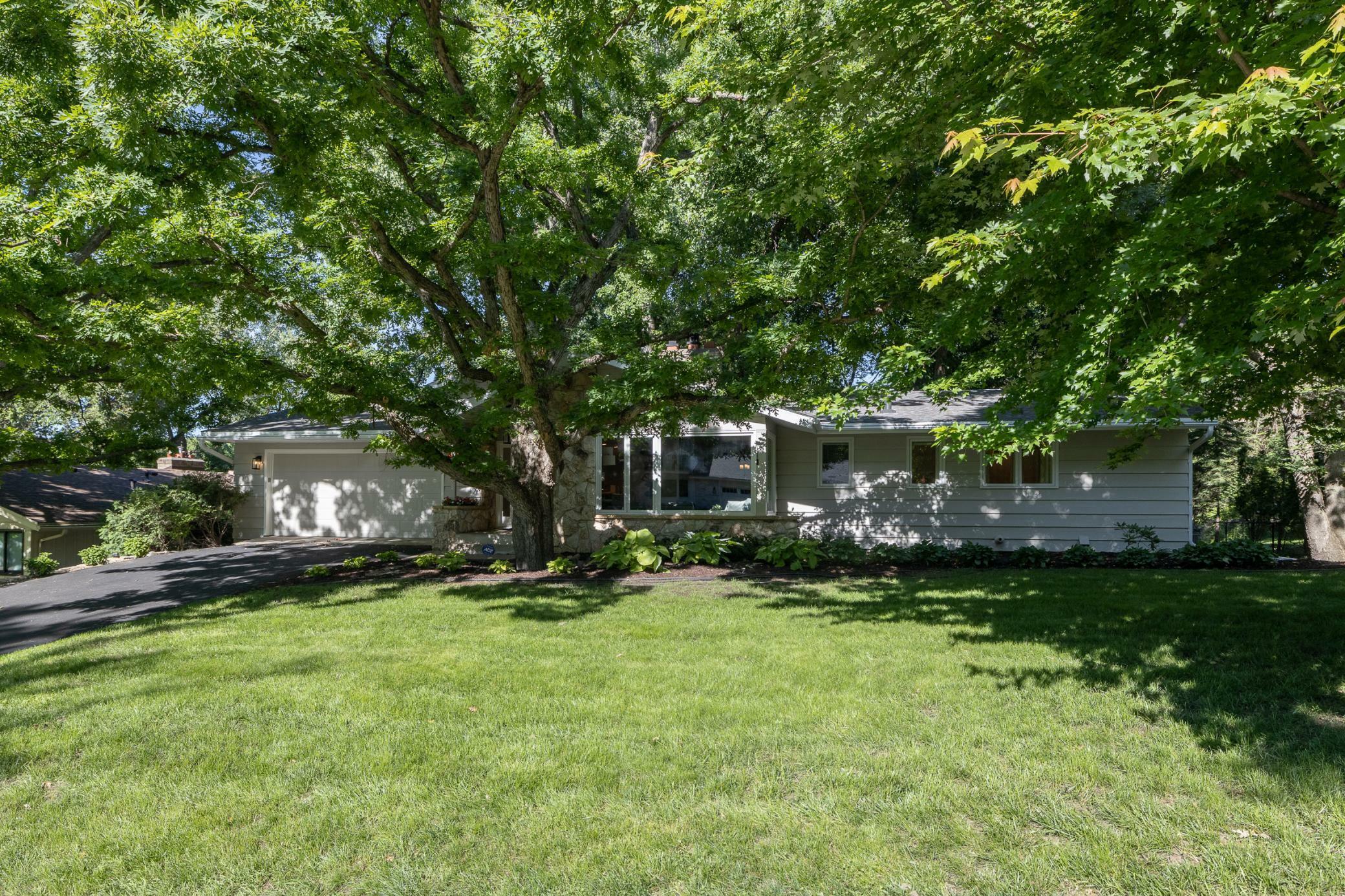 Property Photo: 7316 Claredon Drive MN 55439