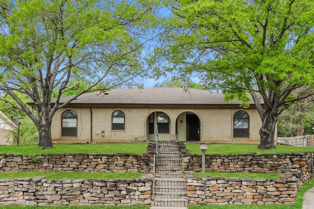 Property Photo:  3417 Willowcrest Drive  TX 76117 