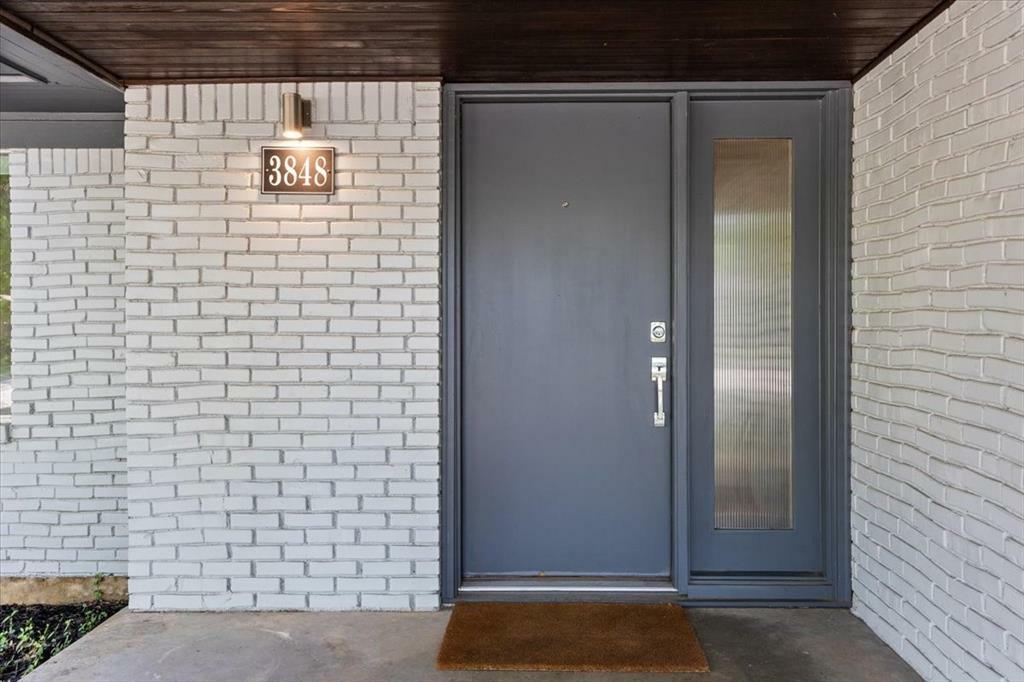 Property Photo:  3848 South Drive  TX 76109 
