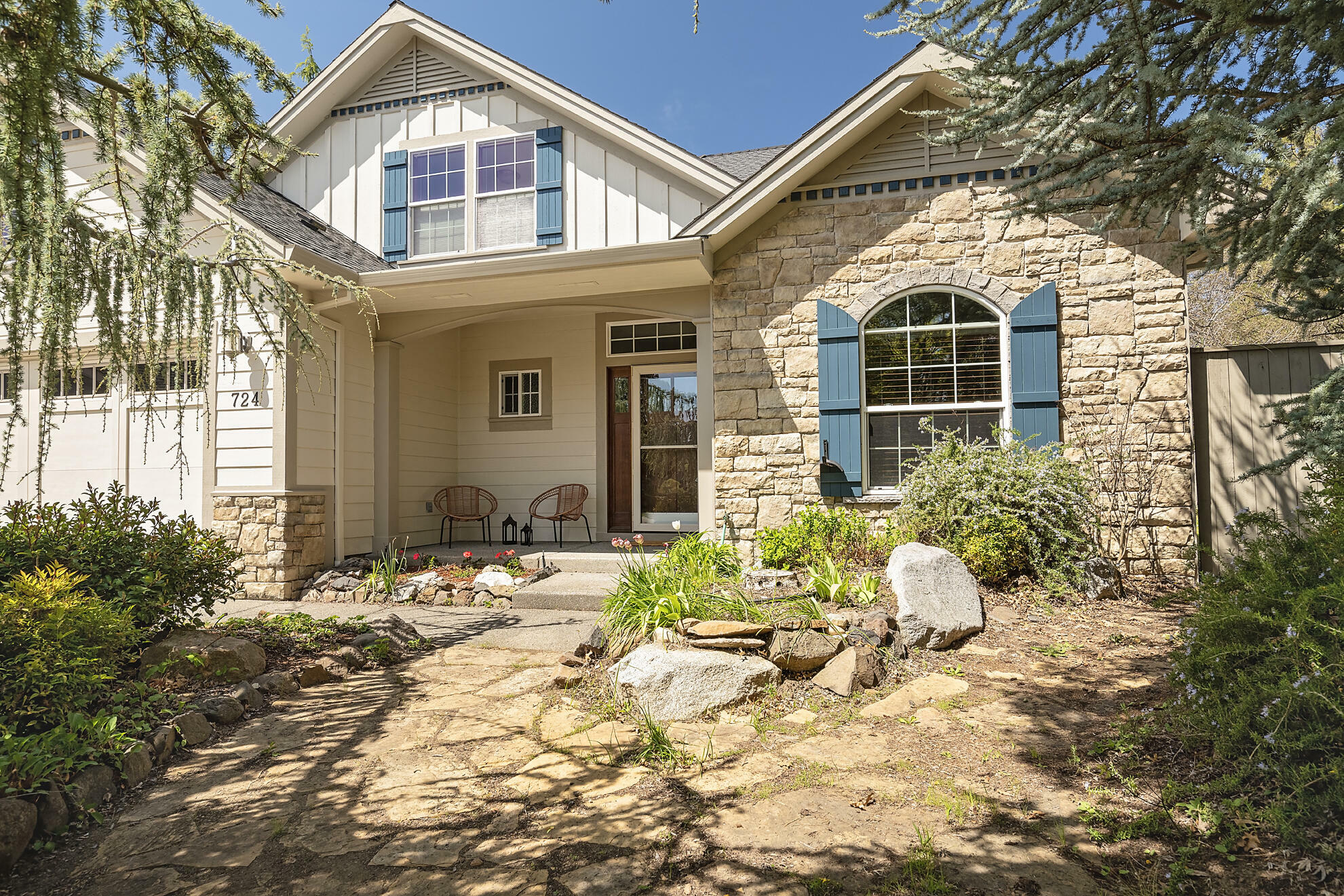 724 Williams Court  Medford OR 97504 photo