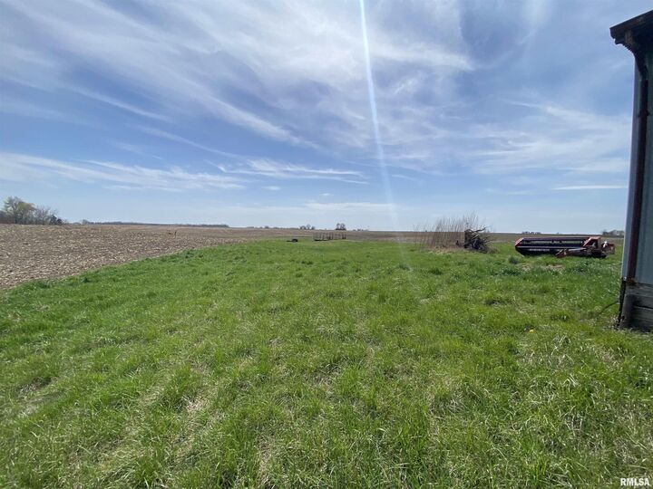 Property Photo: 000 E Gilchrist Road IL 61531