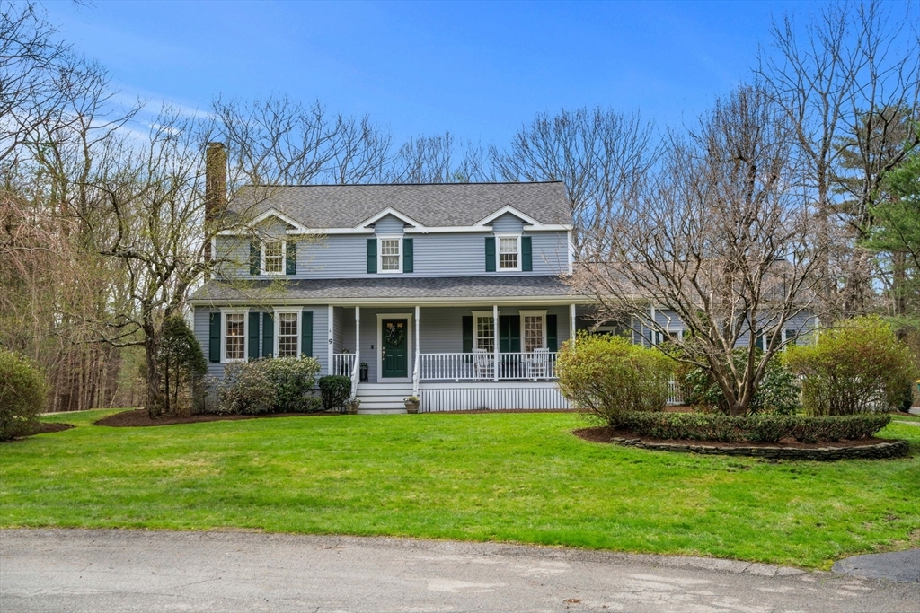 Property Photo: 9 Erin Pl MA 02375
