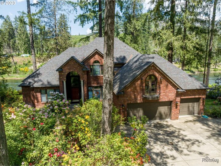 46769 Goodpasture Rd  Vida OR 97488 photo