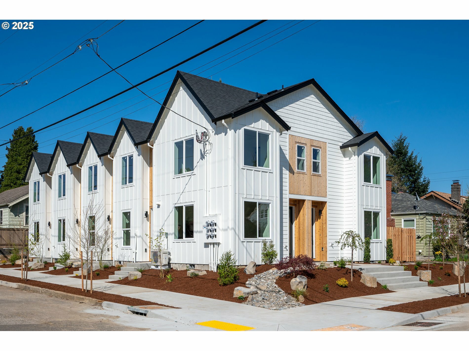 320 NE 58th Ave  Portland OR 97213 photo
