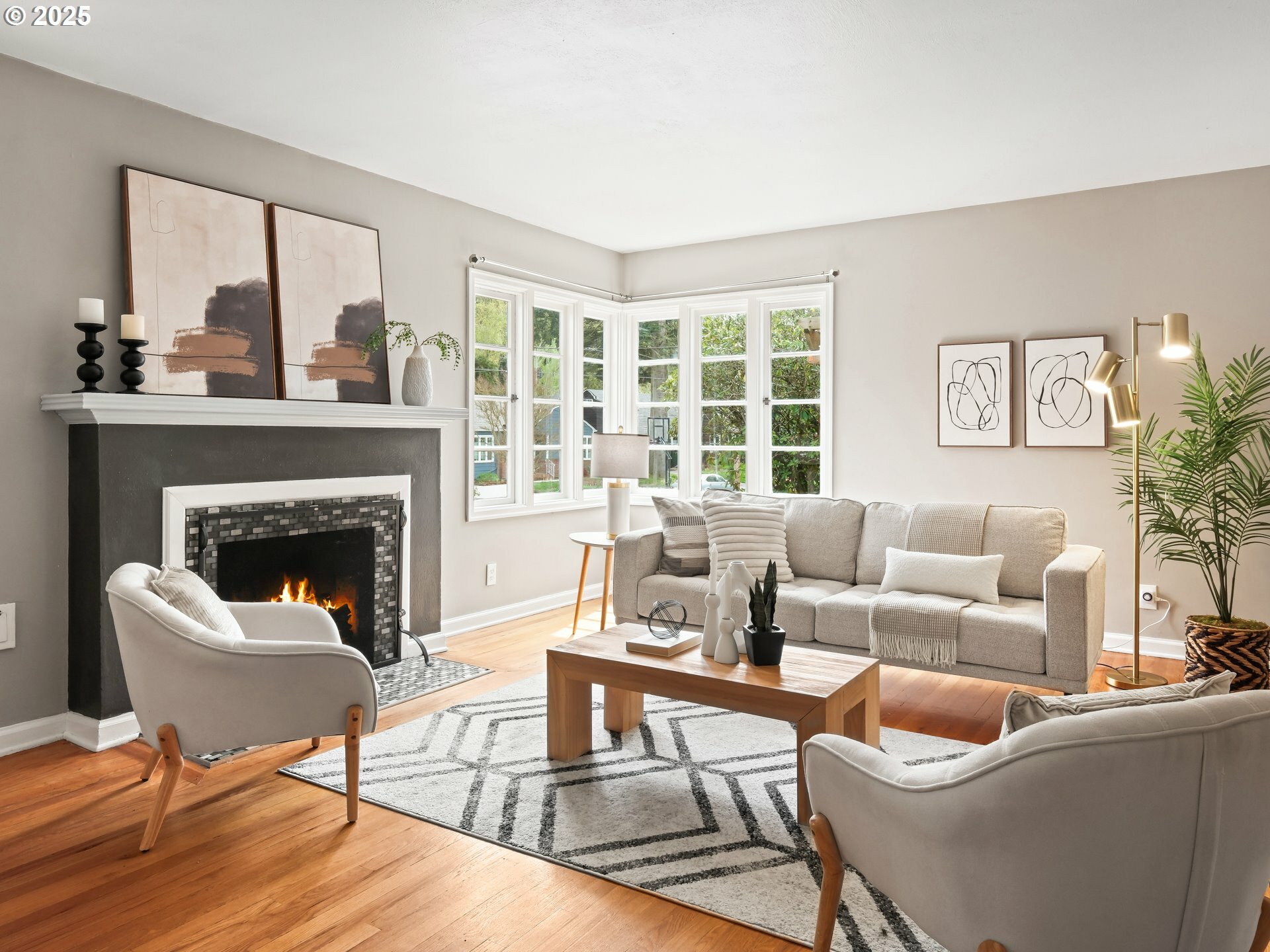 Property Photo: 3329 NE 89th Ave OR 97220