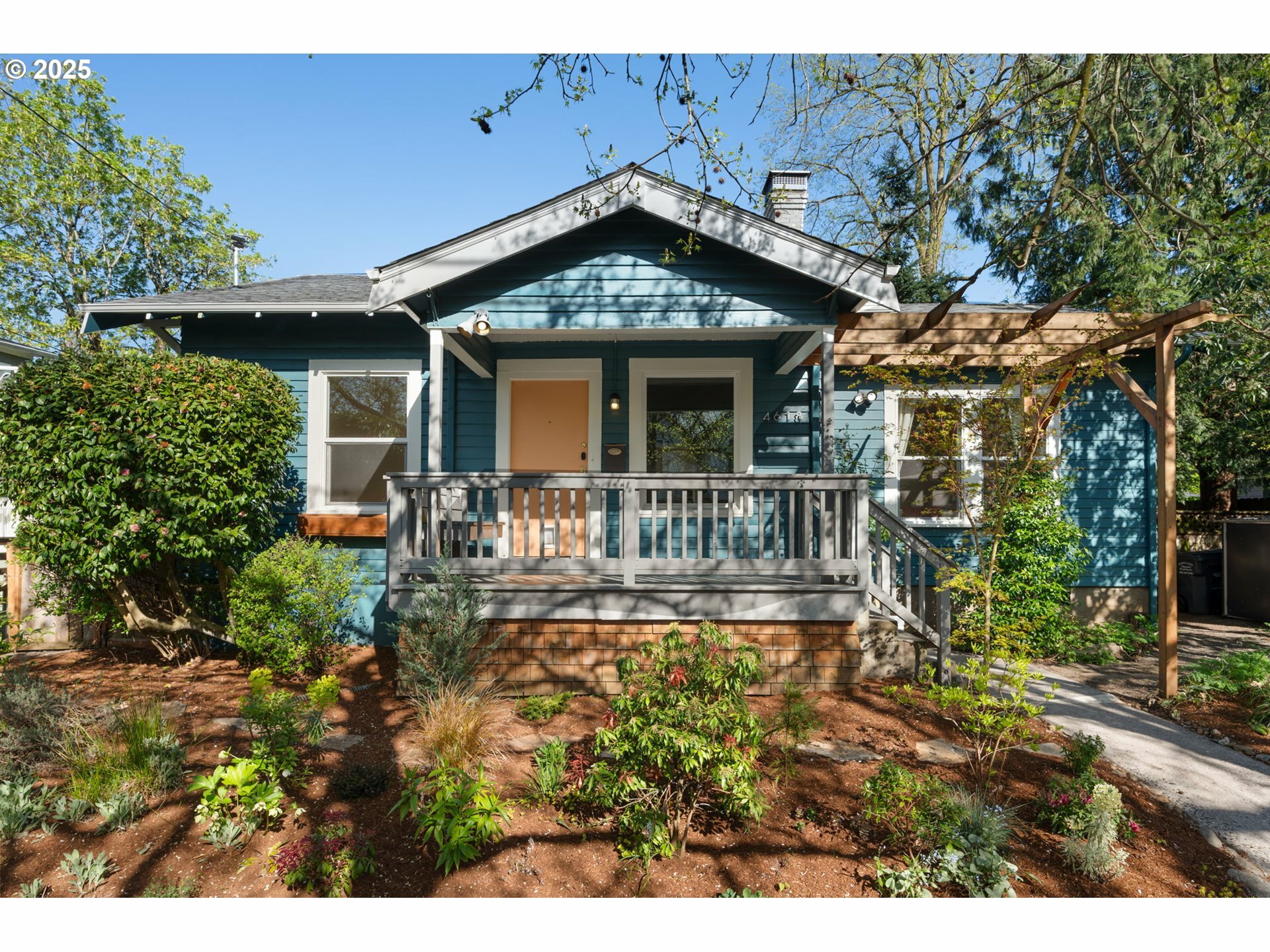 4618 NE 26th Ave  Portland OR 97211 photo