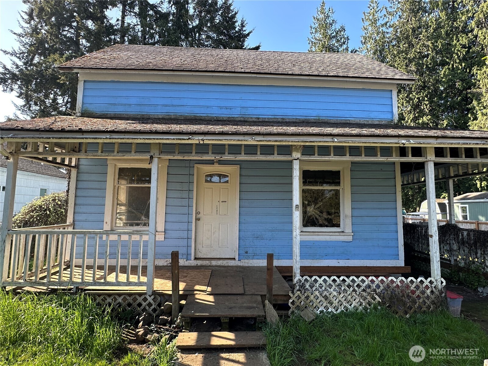 Property Photo:  415 W 4th Street  WA 98572 