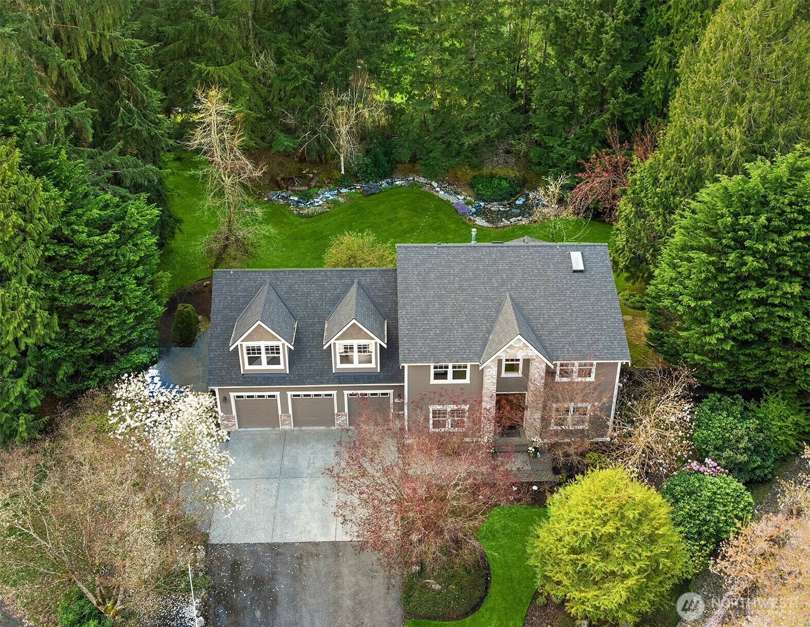 Property Photo: 17019 NE 181st Court WA 98072