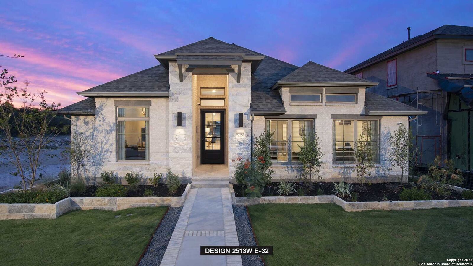 Property Photo: 915 Chalkstone TX 78260