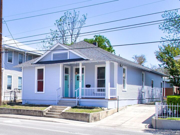 Property Photo:  508 N Cherry St  TX 78202 
