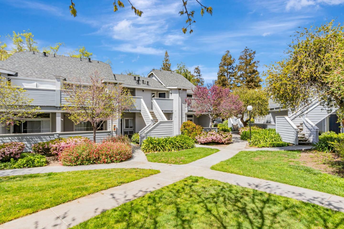 Property Photo: 432 Shadowgraph Drive CA 95110