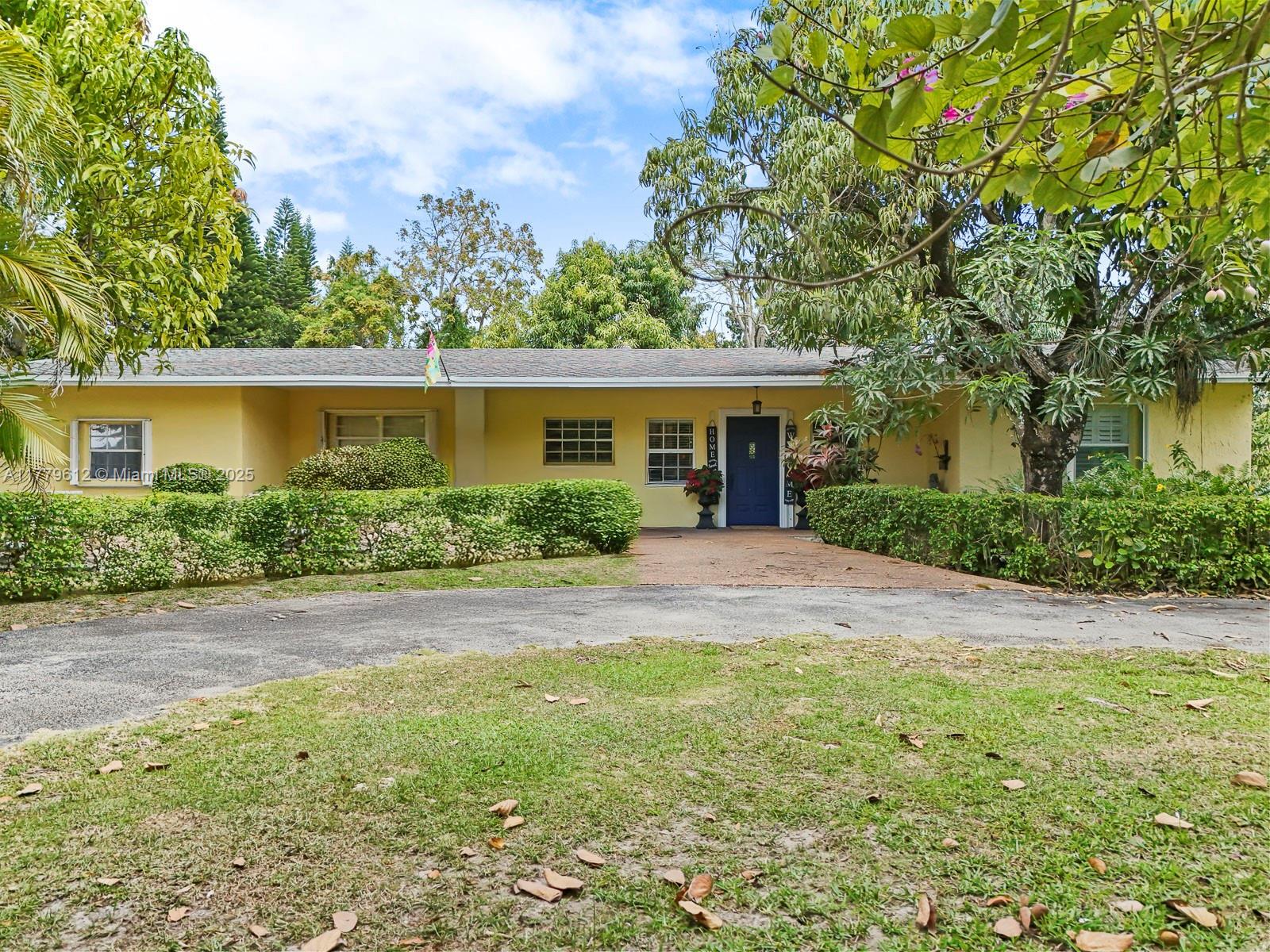 13101 SW 82nd Ave  Pinecrest FL 33156 photo